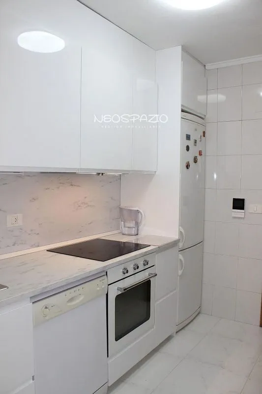 Köök - Bright Apartment with Terrace in Lugo