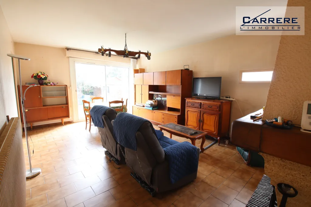 Living Room - House with Garden in Cenon