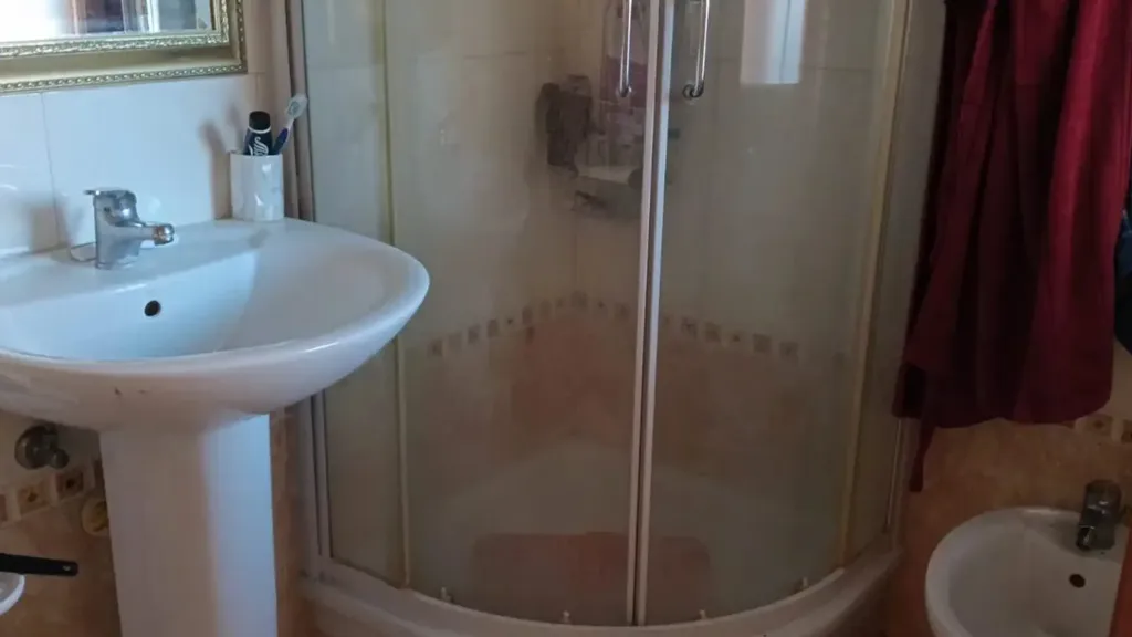 Vannitoad - Rear-Facing Apartment with Balcony in Perugia