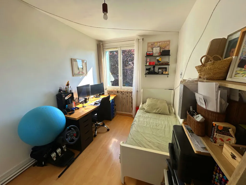 Camere da letto - 4-Piece Apartment with RER C Access in Étampes
