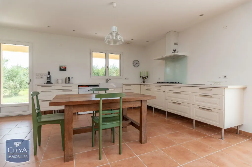 Cuisine - Villa Indépendante avec Terrasses à Cuisery