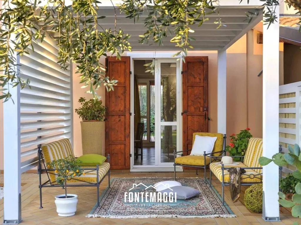 Terrasse - Villa with Sea View in San Costanzo