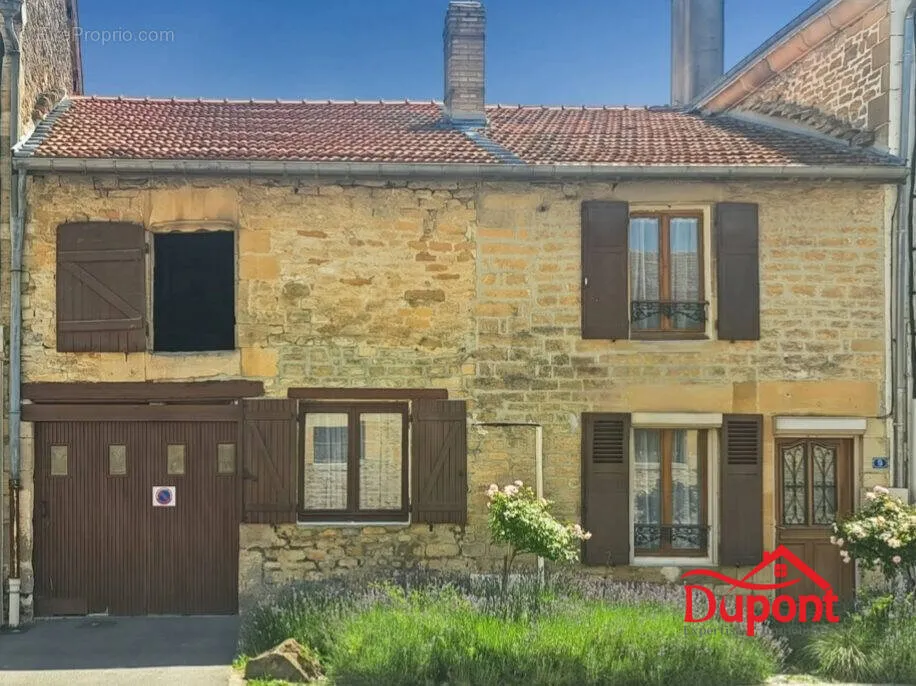 Esterno - Comfortable House with Non-Attached Garden in Buzancy