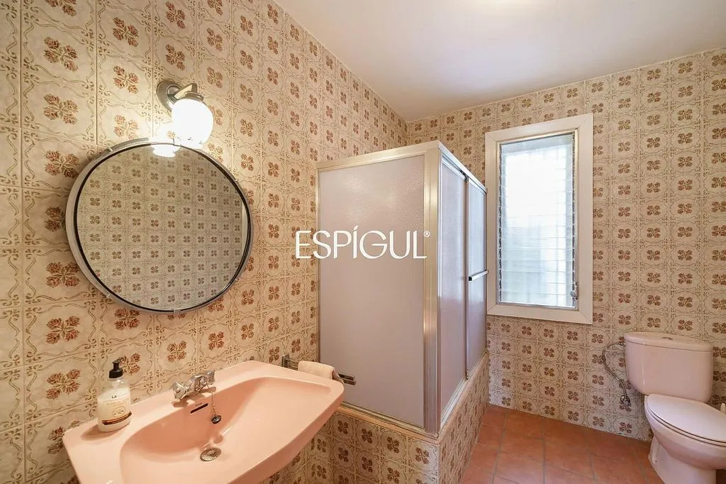 Salles de bain - Chalet with Pool and Terrace in Alella