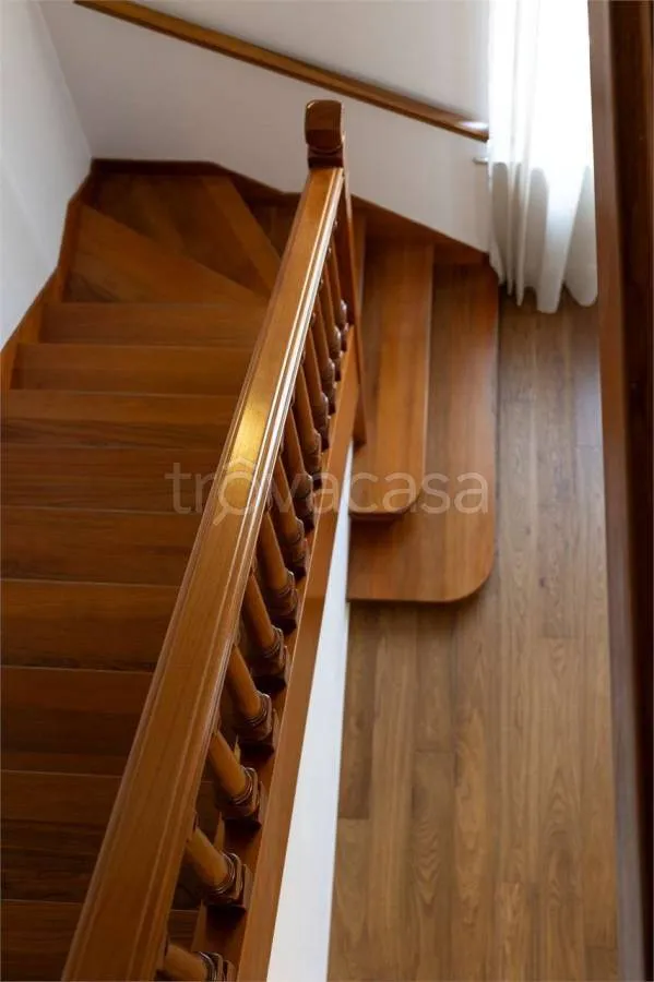 Pièces - Luxury Villa with Garden in Cuneo