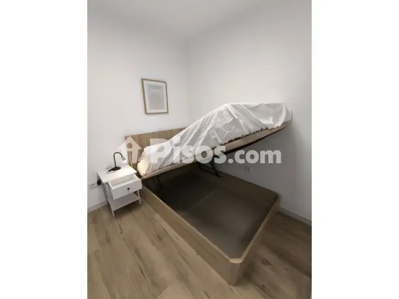Chambres - Student-Friendly Flat with Terrace in Moncada