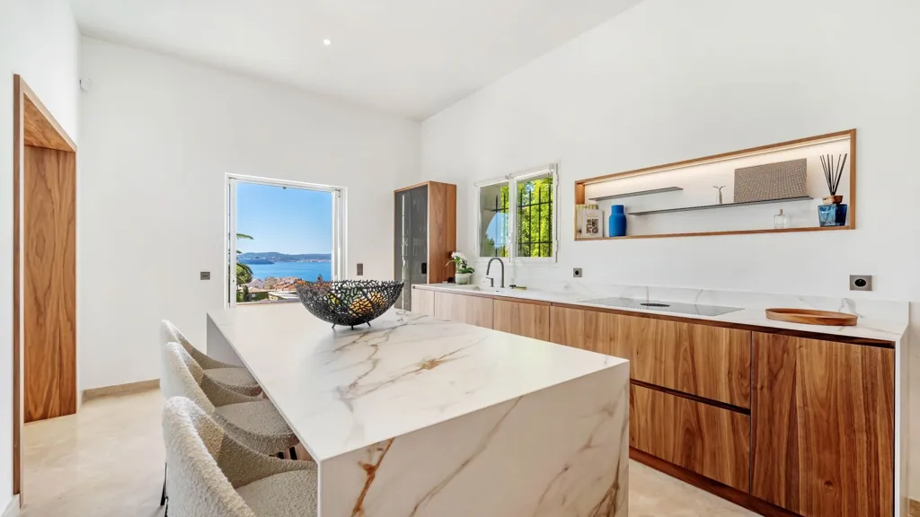 Köök - Luxury Villa with Pool in Sainte-Maxime