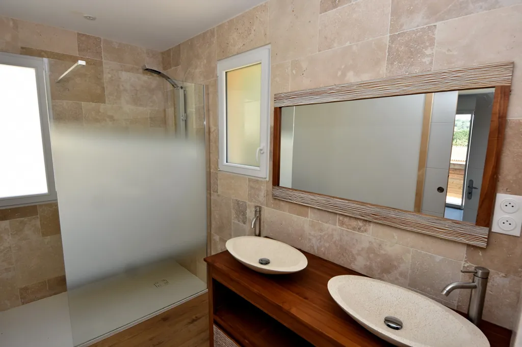 Bathrooms - Contemporary Villa with Panoramic View near Narbonne
