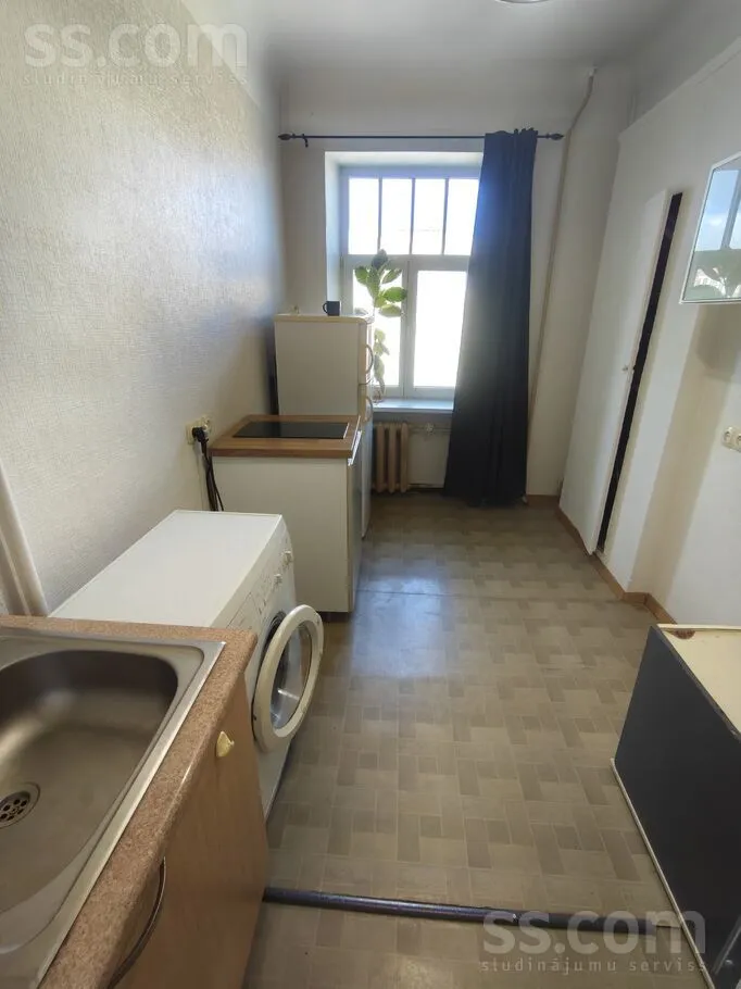 Cucina - Pre-War Apartment with High Ceilings in Riga Centre