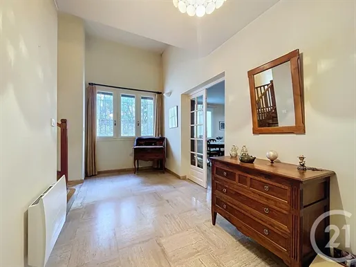Entrée - Villa Rénovée avec Atelier à Bagnols-sur-Cèze