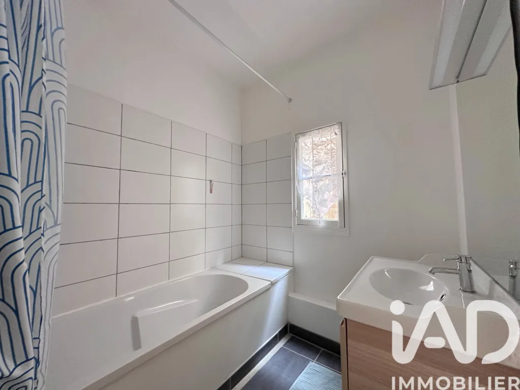 Salles de bain - Maison de Village en Pierre à Rions Centre