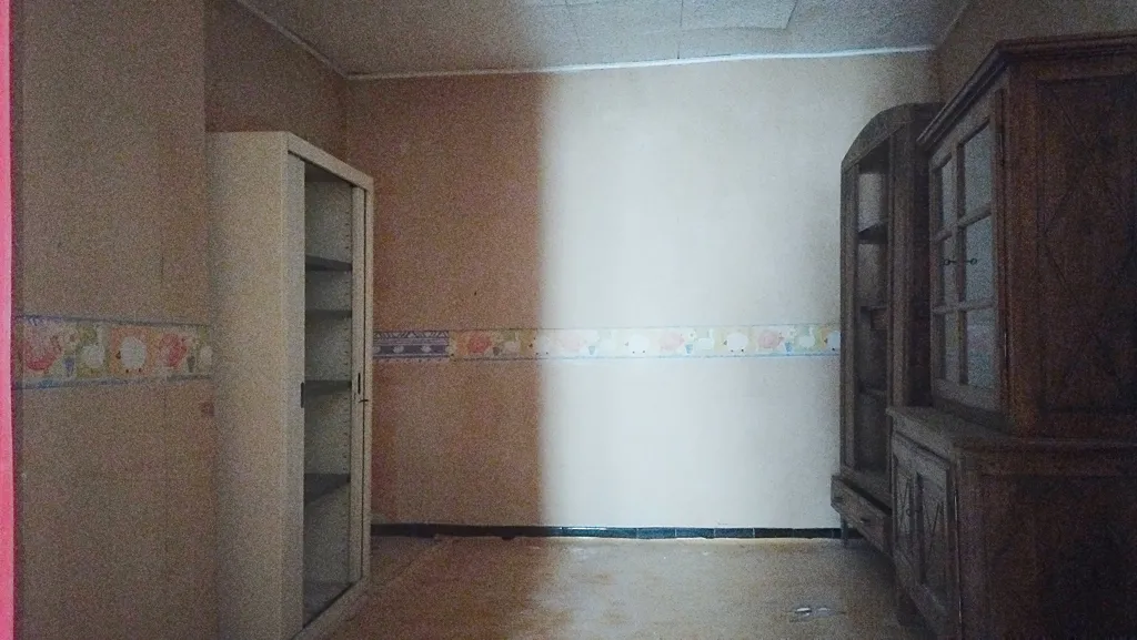 Rooms - Mixed-Use House in Fabrègues Village Centre