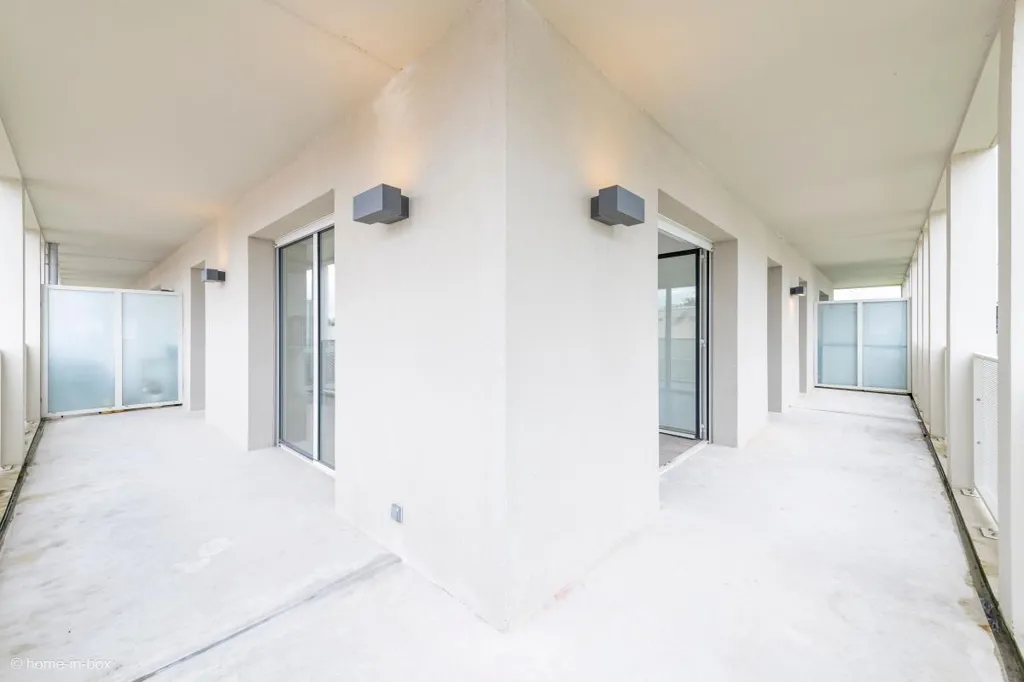 Giardino - 3-Bed Flat with Balcony-Terrace in Montevrain