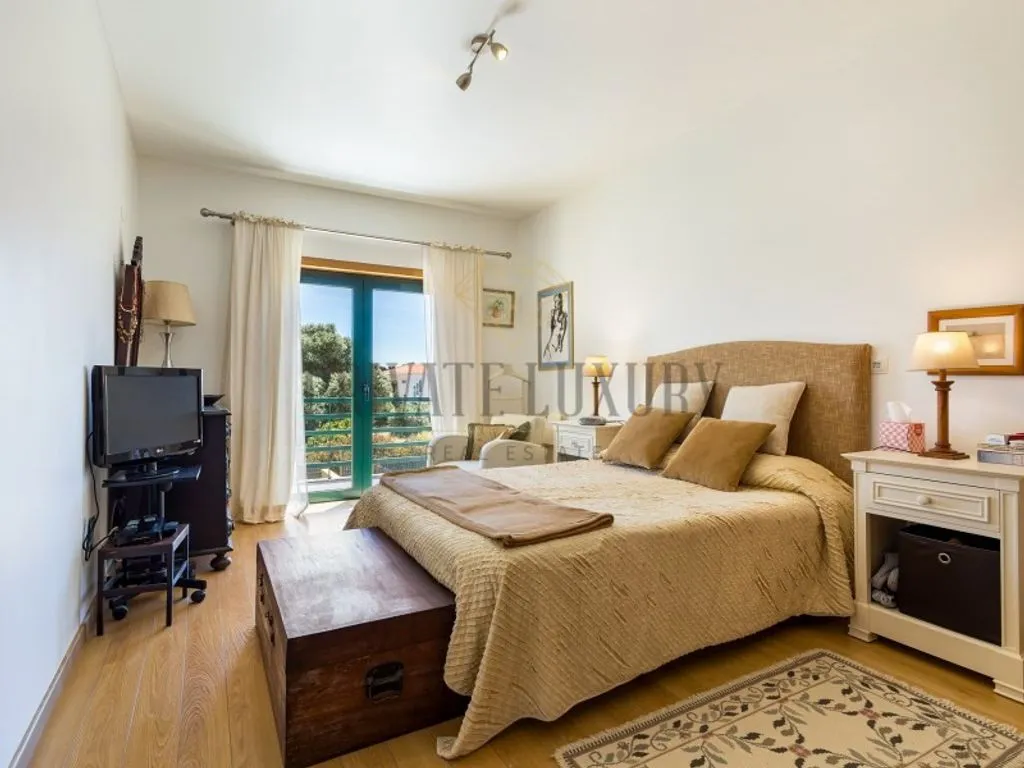 Bedrooms - Luxury Semidetached House with Pool in Cascais