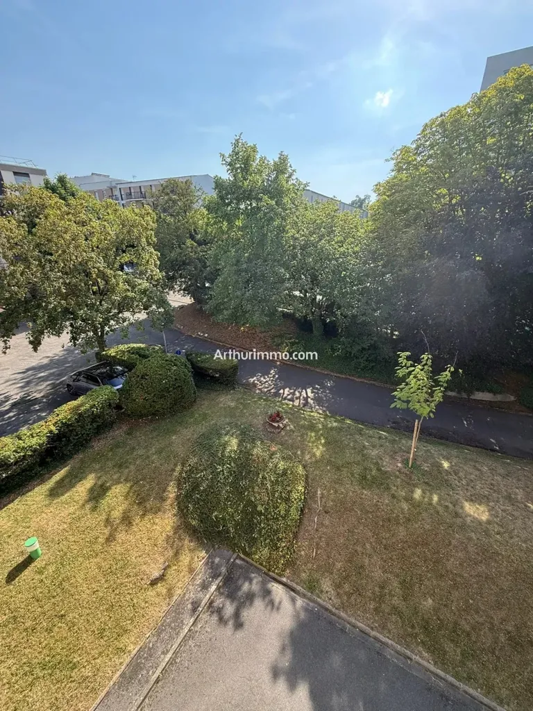 Jardin - Appartement 4 Pièces avec Balcon à Sucy-en-Brie