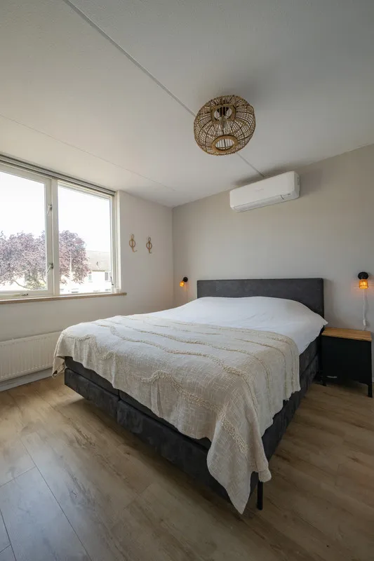 Magamistoad - Modernised Corner House with Garden in Leerdam