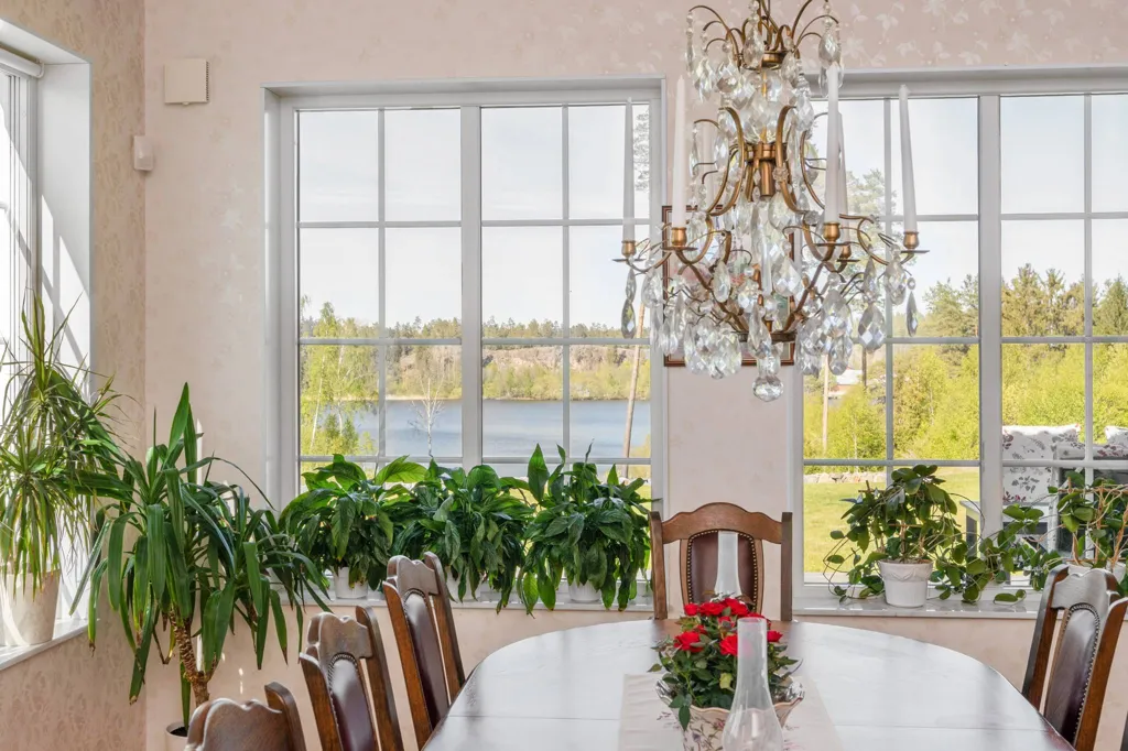Salle à manger - 1-Plan Villa with Mälaren View in Sundsvik