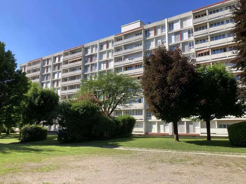 4-toaline korter asukohas Saint Martin D Heres
