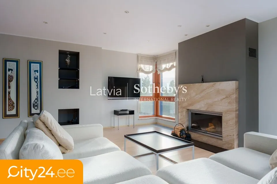 Elutuba - Furnished Apartment with Sea Access in Lielupe