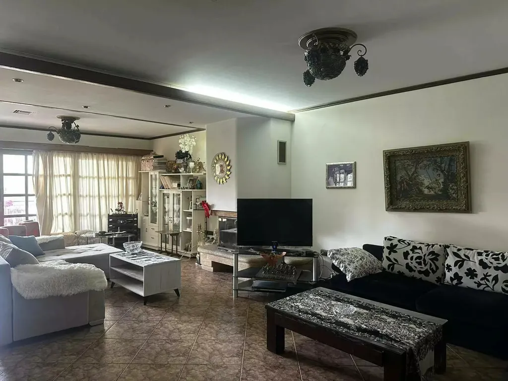 Elutuba - Flat with Solar Panels in Haidari, Athens