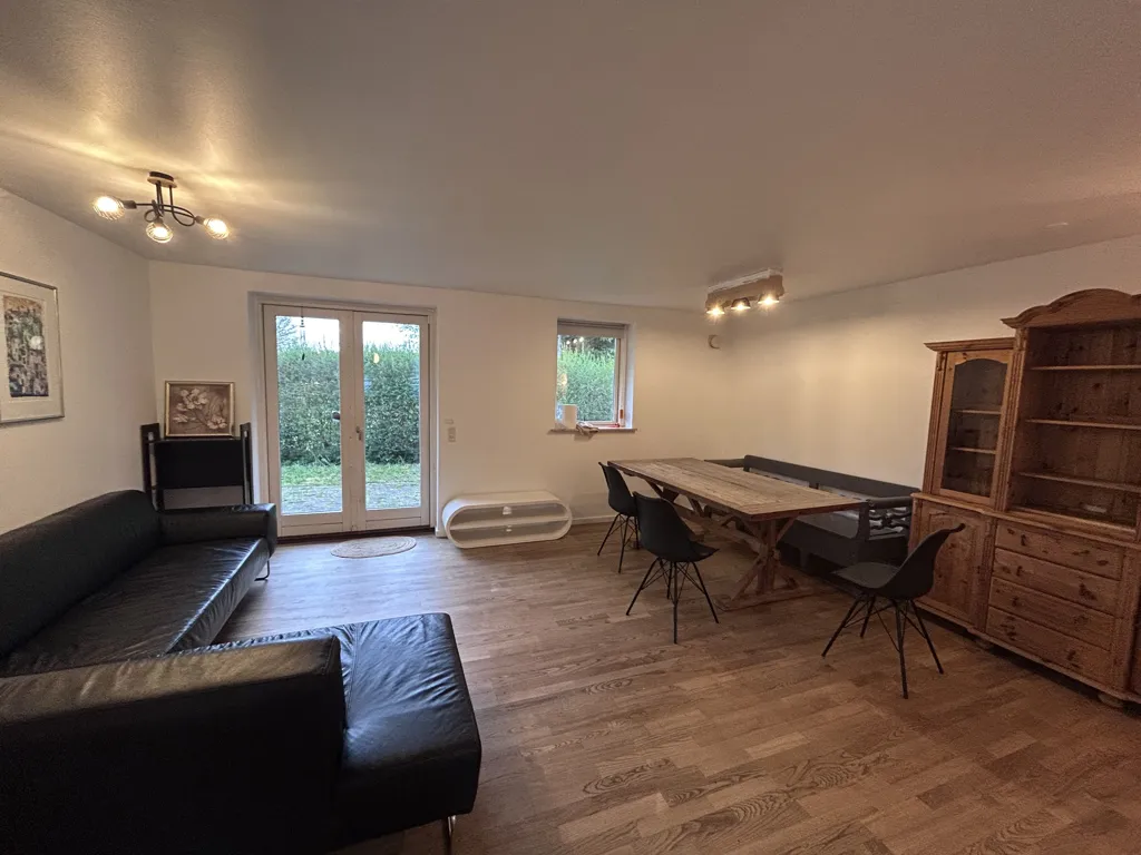 Séjour - 2-Bedroom House with Private Garden in Herlev