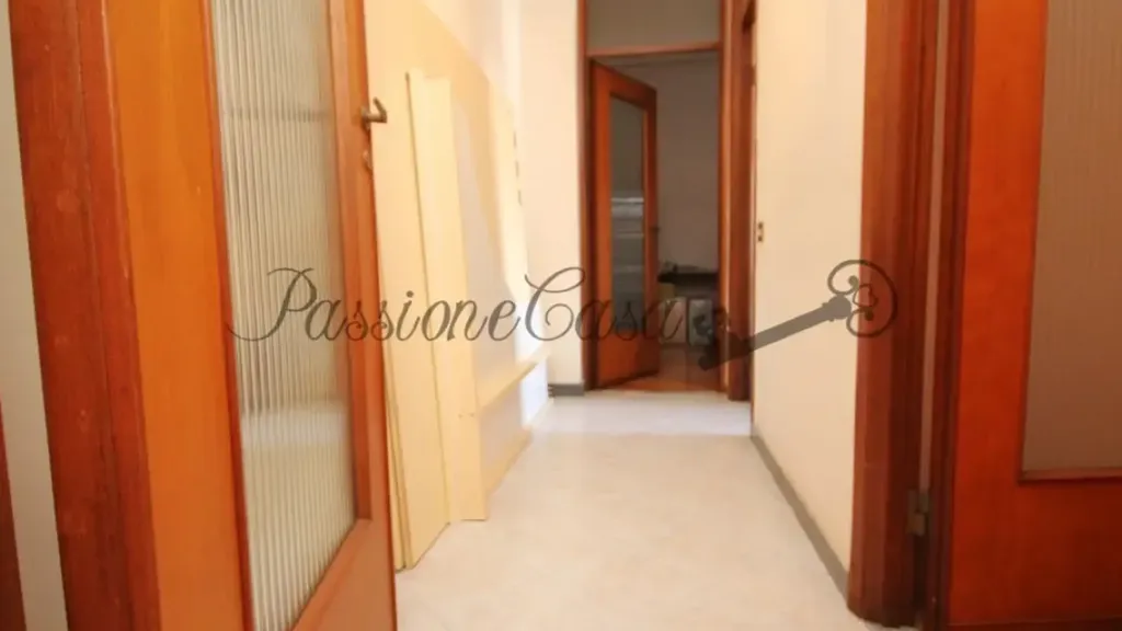 Entrée - Bright Apartment with Balcony in Vigevano Centre