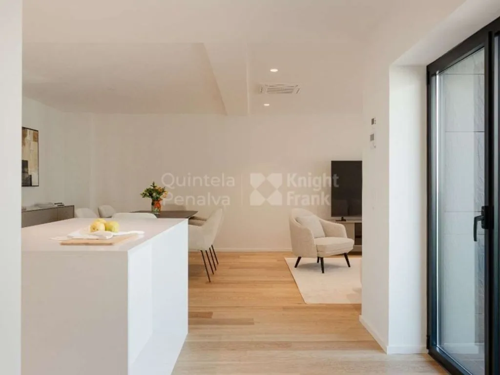 Kitchen - Luxury Flat with Balcony in Avenidas Novas