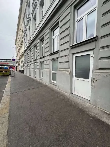 Välivaade - Commercial Space with Public Transport in Floridsdorf