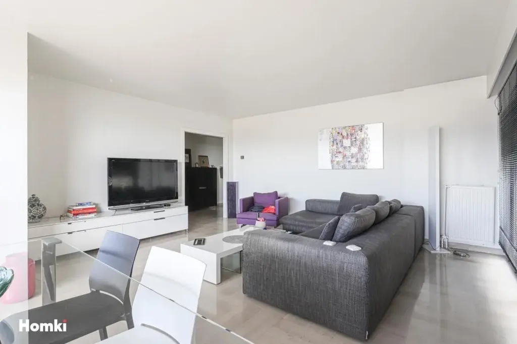 Elutuba - Renovated Apartment with Panoramic View in Nice
