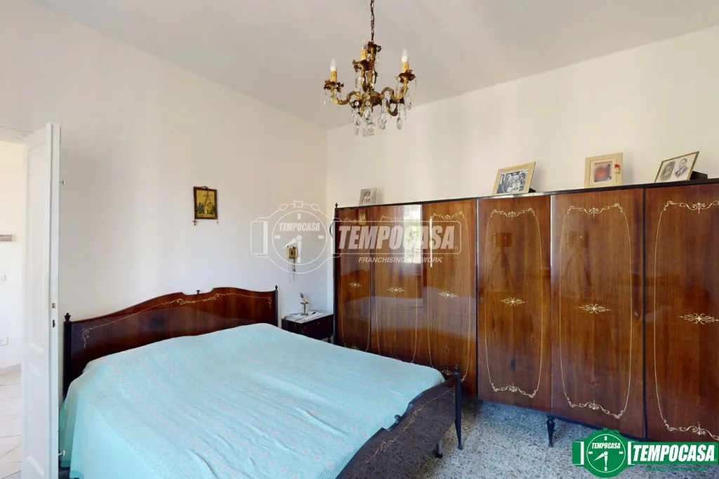 Magamistoad - Detached Villa with Garden in Arcola