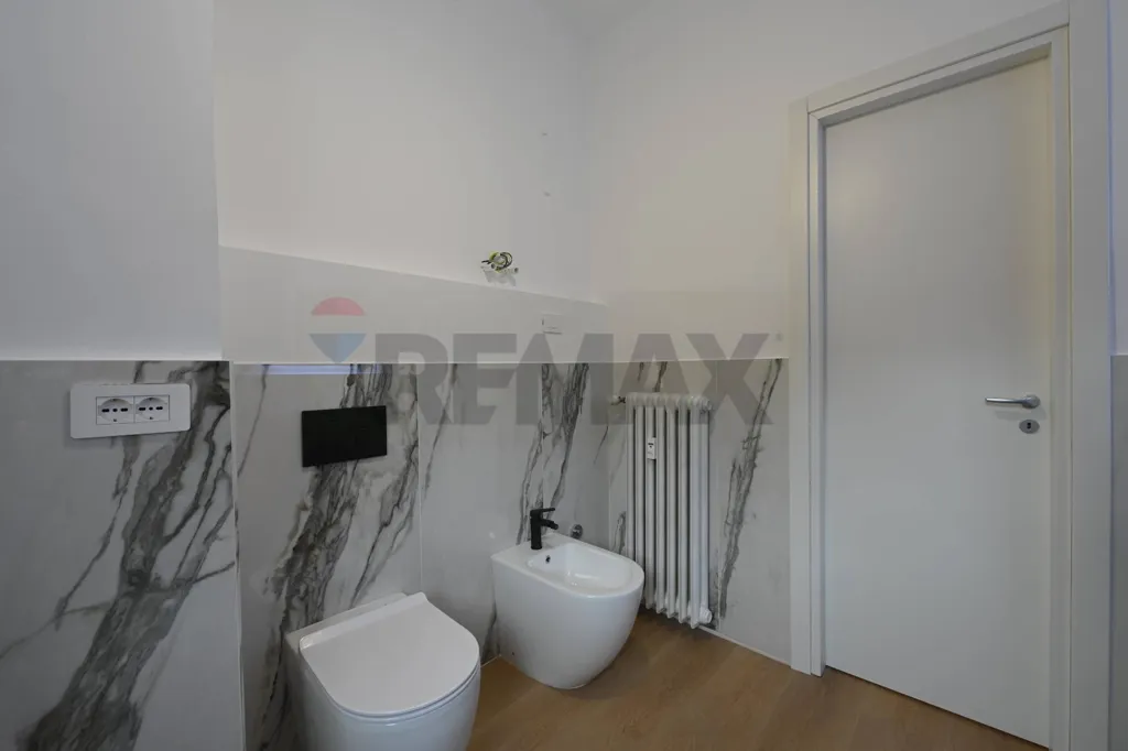 Appartement 4 pièces à IT