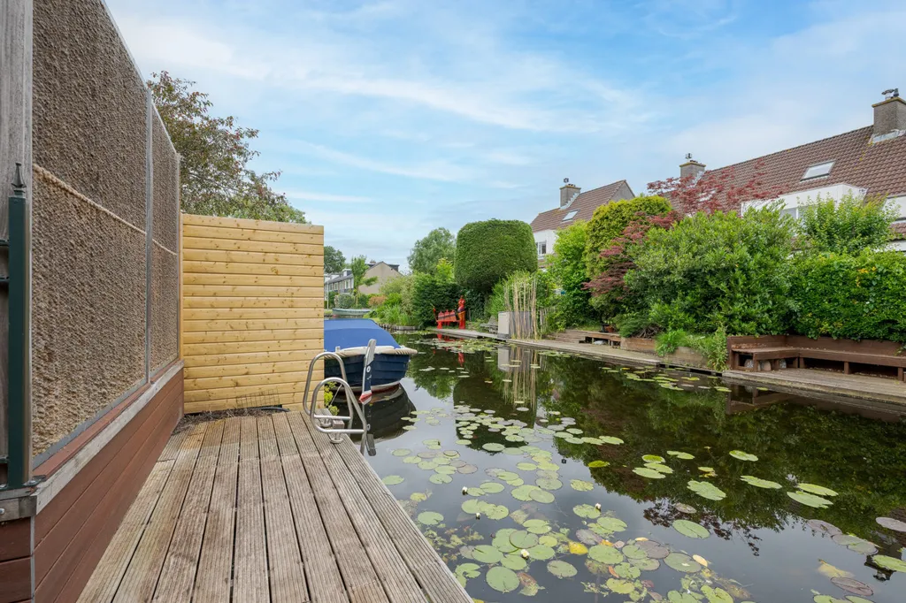 Terrazza - Herrenhaus with Waterfront in Voorschoten