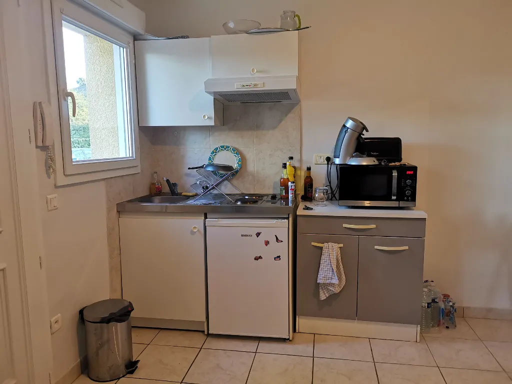 Cuisine - Appartement Lumineux avec Vue sur le Causse à Sébazac
