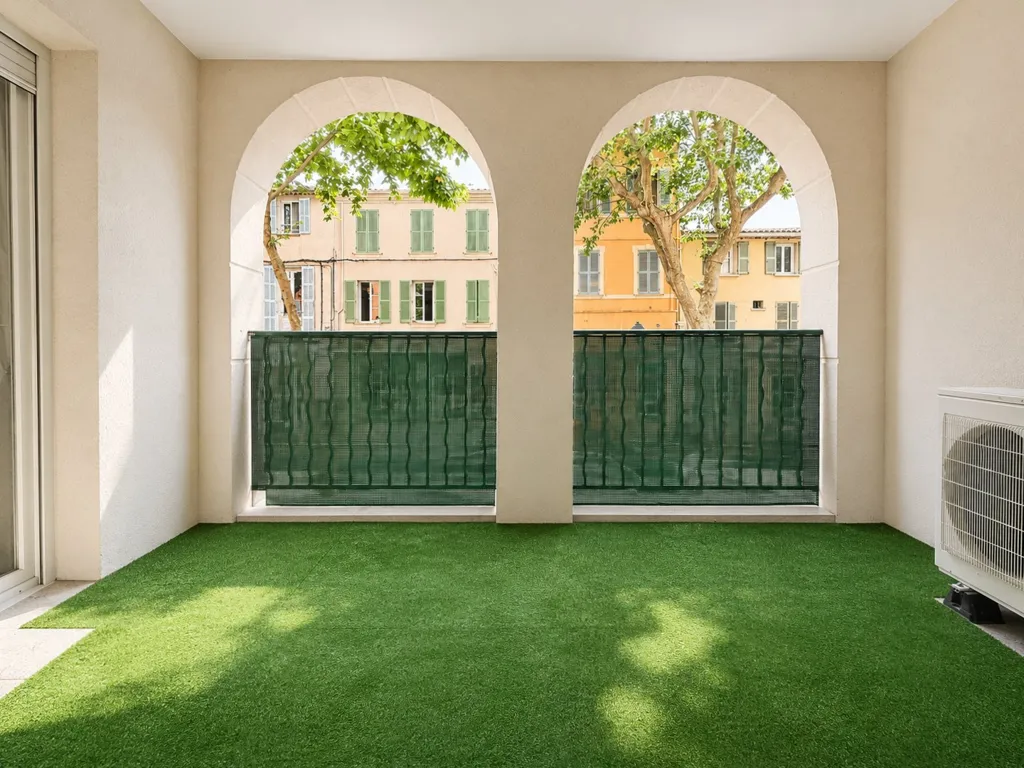 Terrasse - Appartement T4 avec Garage à Ollioules