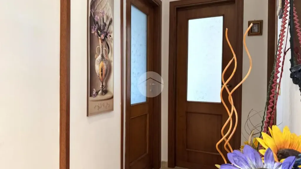 Entrée - 3-Bedroom Apartment with Parking in Palermo