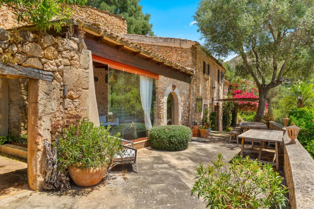 Terrazza - Rustic Finca with Pool in Sa Coma Freda, Andratx