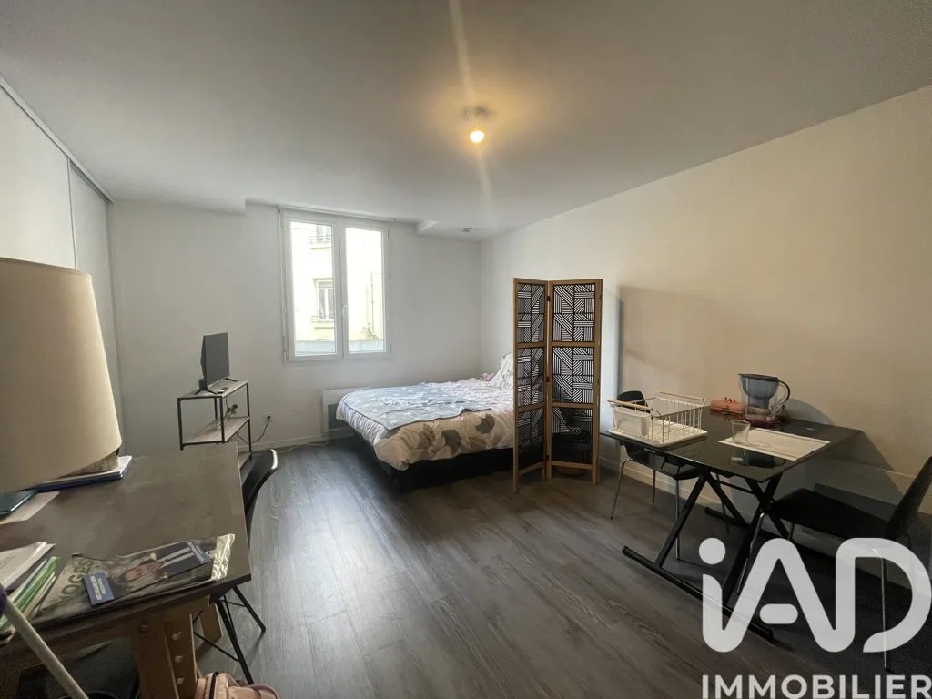 Camere da letto - Studio with Communal Amenities in Limoges Centre