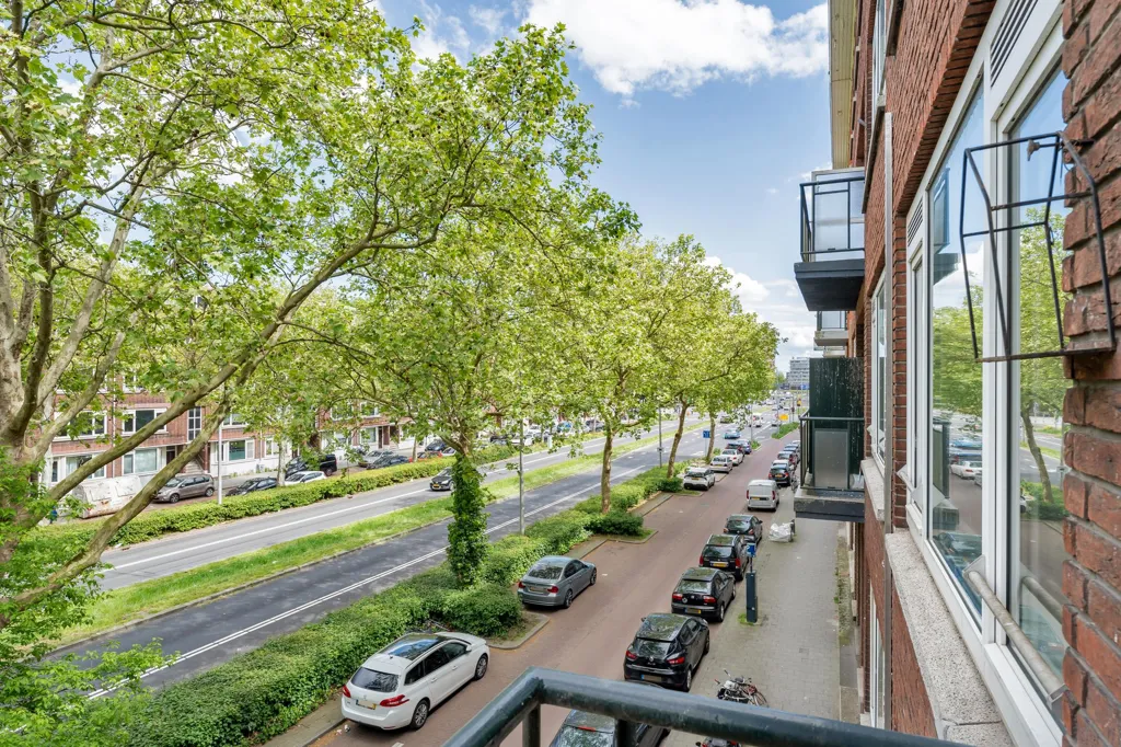 Balcone - Galerijflat with Skyline View in Charlois