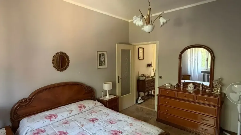 Chambres - Apartment with Balcony in Casale Monferrato