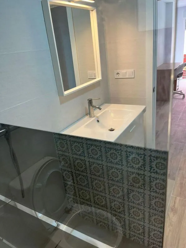 Vannitoad - Student-Friendly Flat with Balcony in Altabix