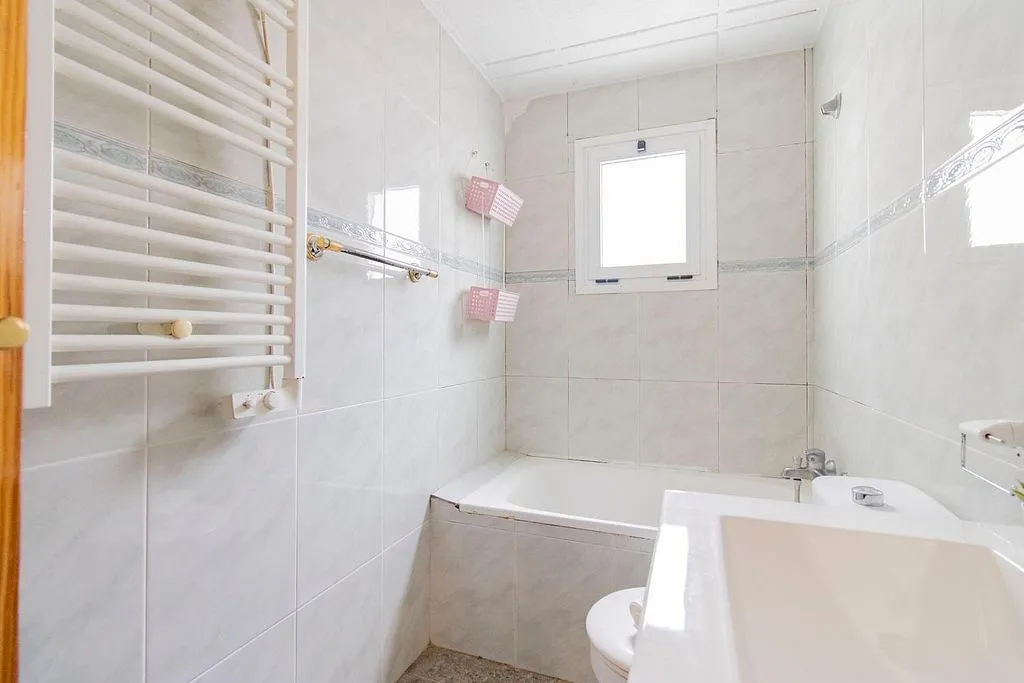 Vannitoad - Apartment with Potential in Puerto de Sagunto