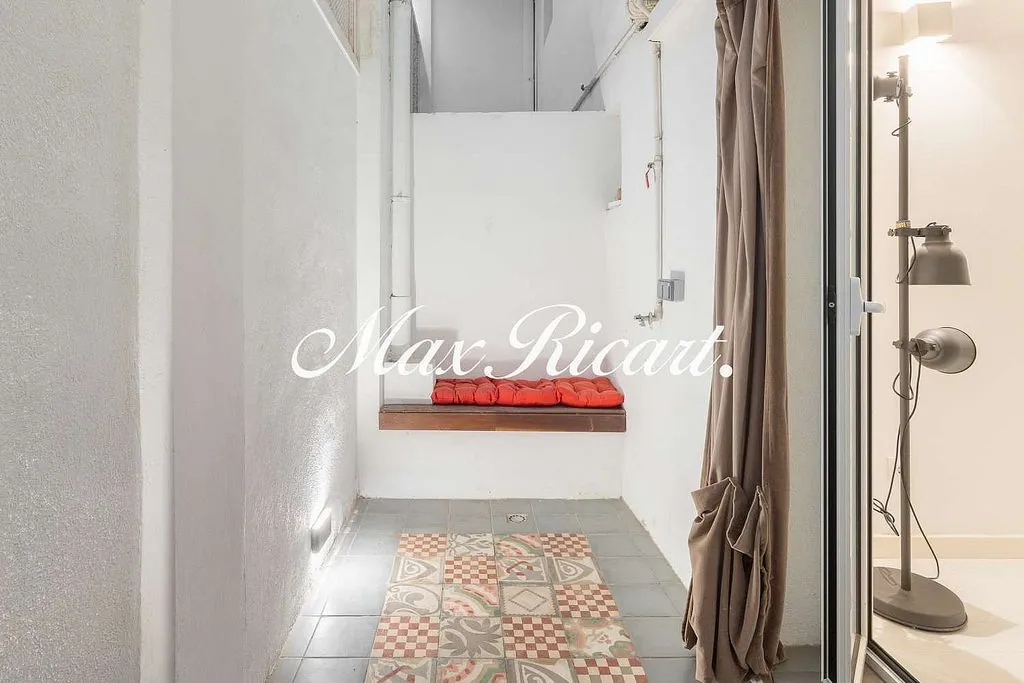 Entrée - Duplex with Pool in Vila de Gràcia