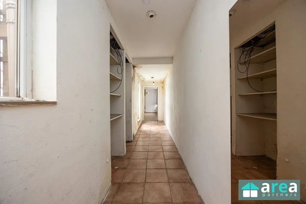 Entrée - Propriété Commerciale avec Potentiel à Antwerpen