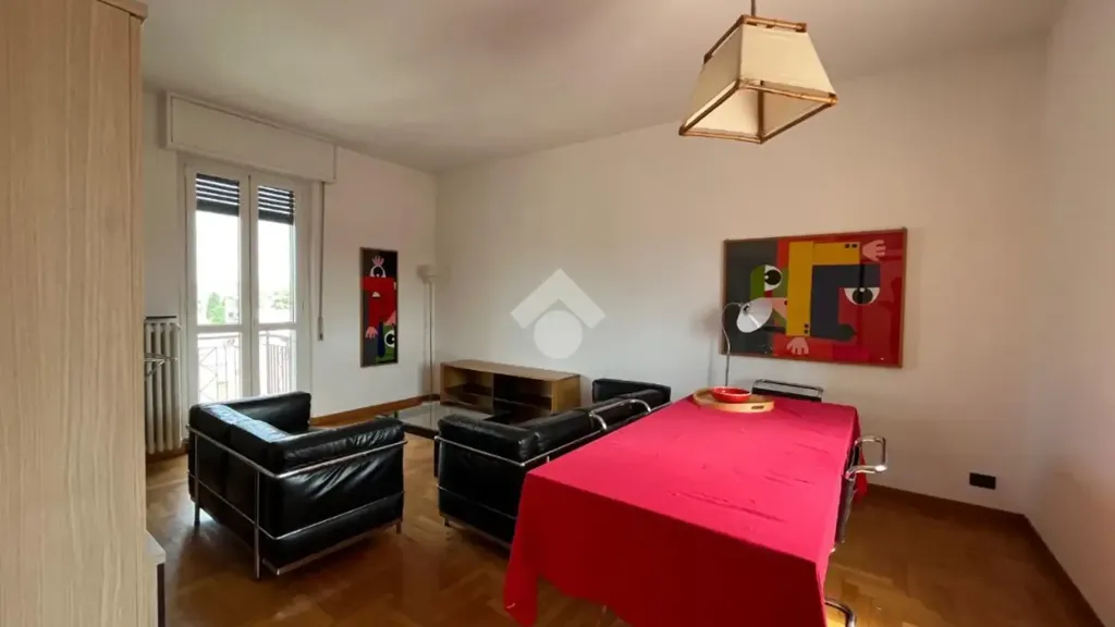 Salle à manger - Trilocale with Terrace in Pavia