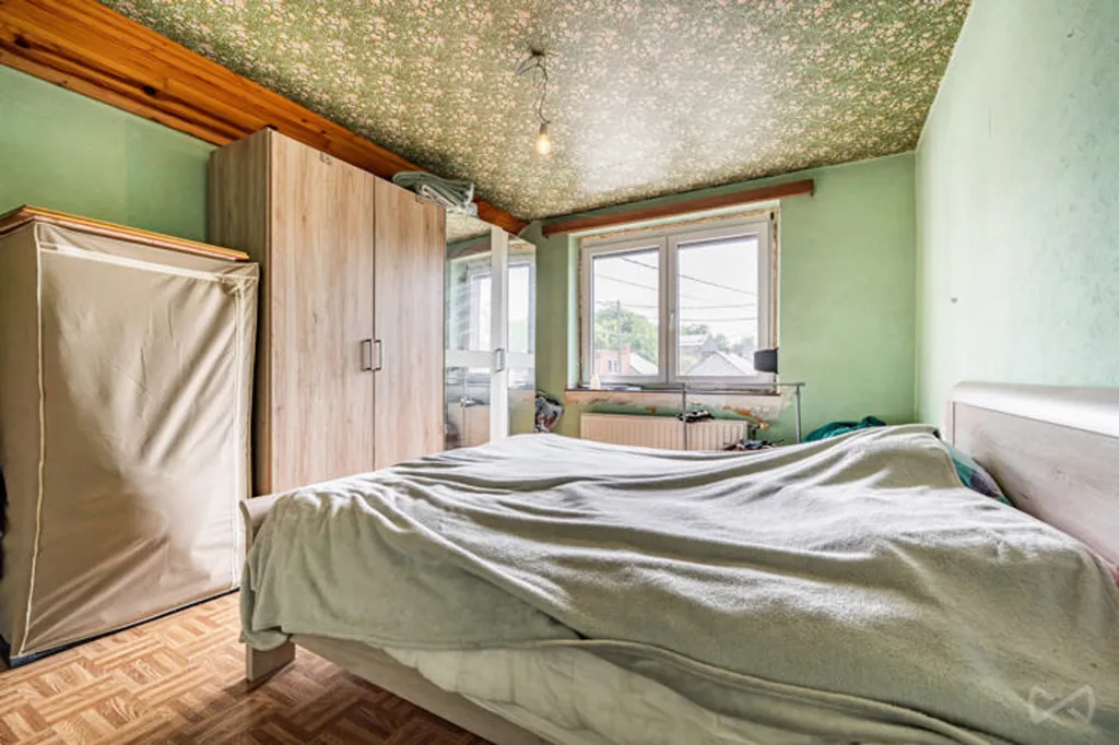 Chambres - Maison 4 Façades avec Jardin et Garage à Berzée