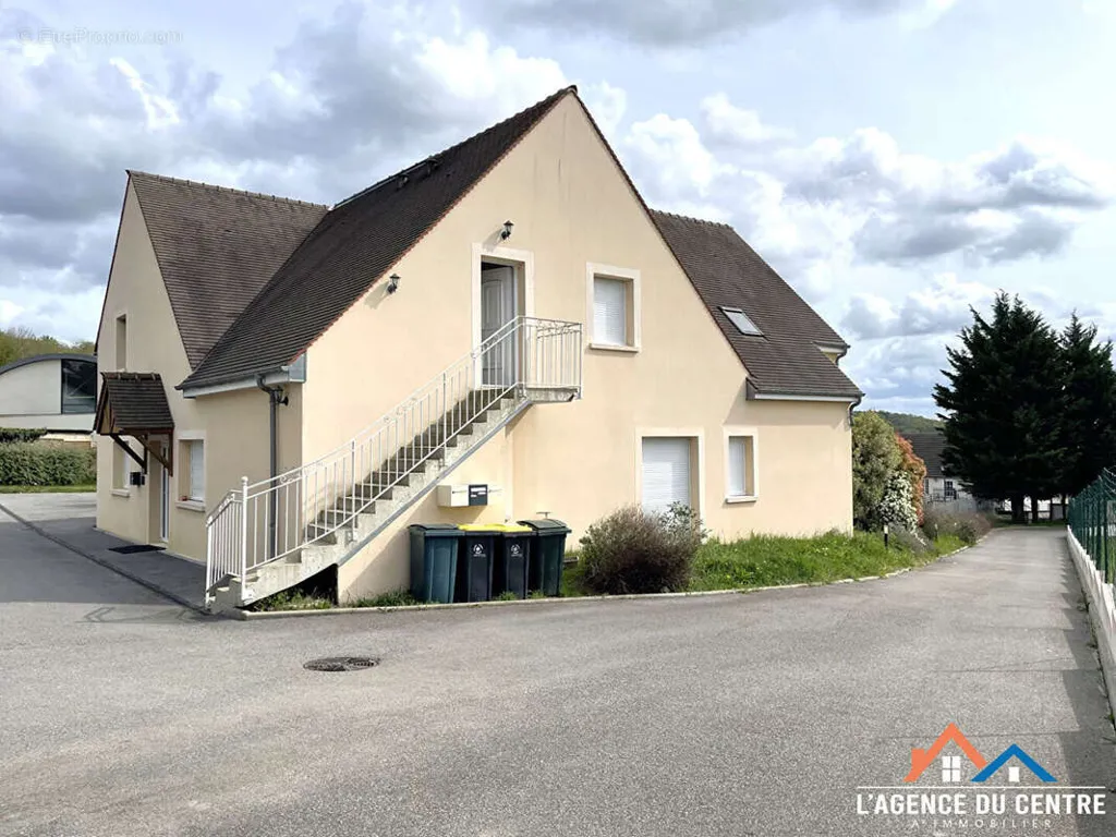 Välivaade - Mixed-Use Property with Garden in Guitrancourt