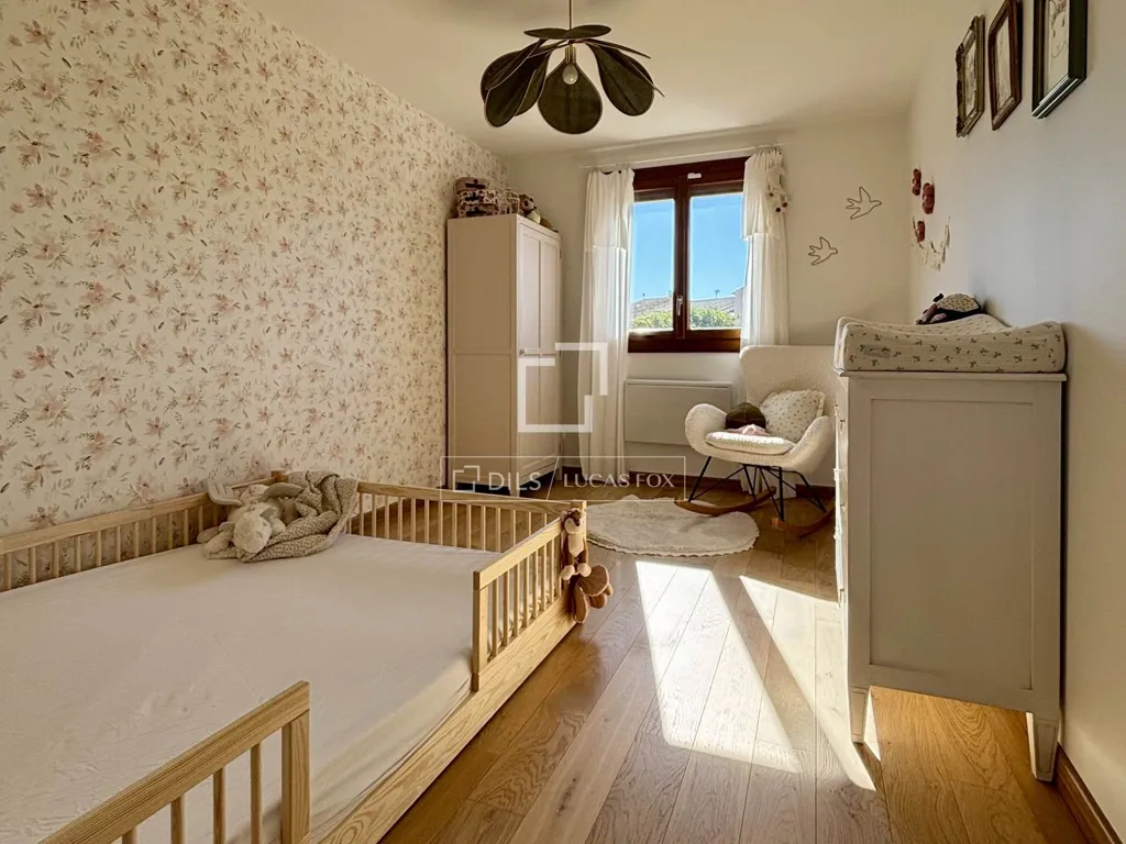 Chambres - Maison Moderne avec Piscine à Jacou