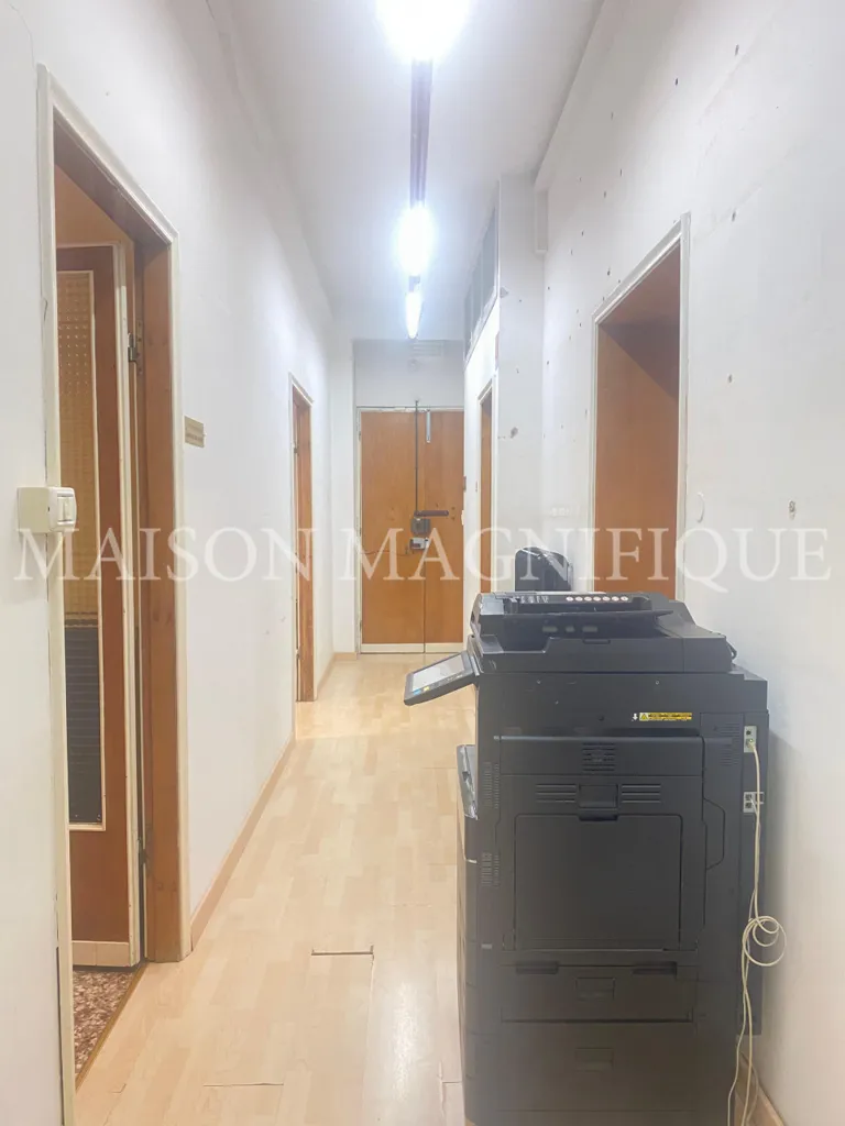 Entrée - Office in Historic Centre, Ferrara