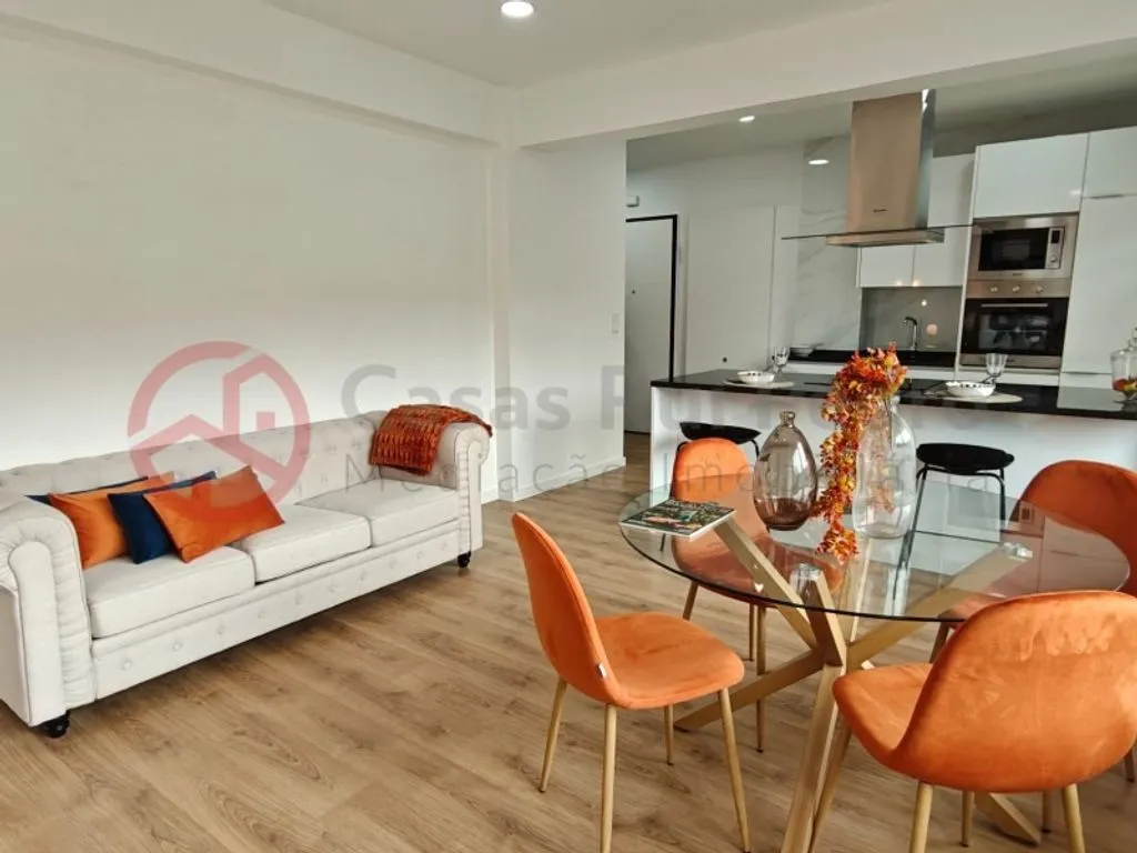 Söögituba - Luxury Flat with Patio in Benfica, Lisbon