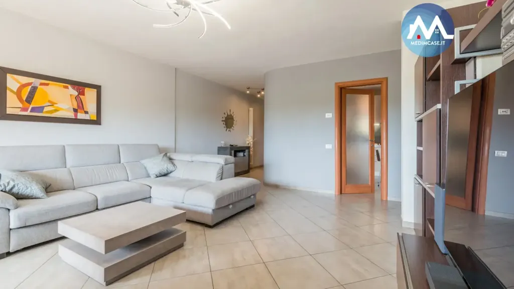 Living Room - Trilocale with Balcony in Pesaro